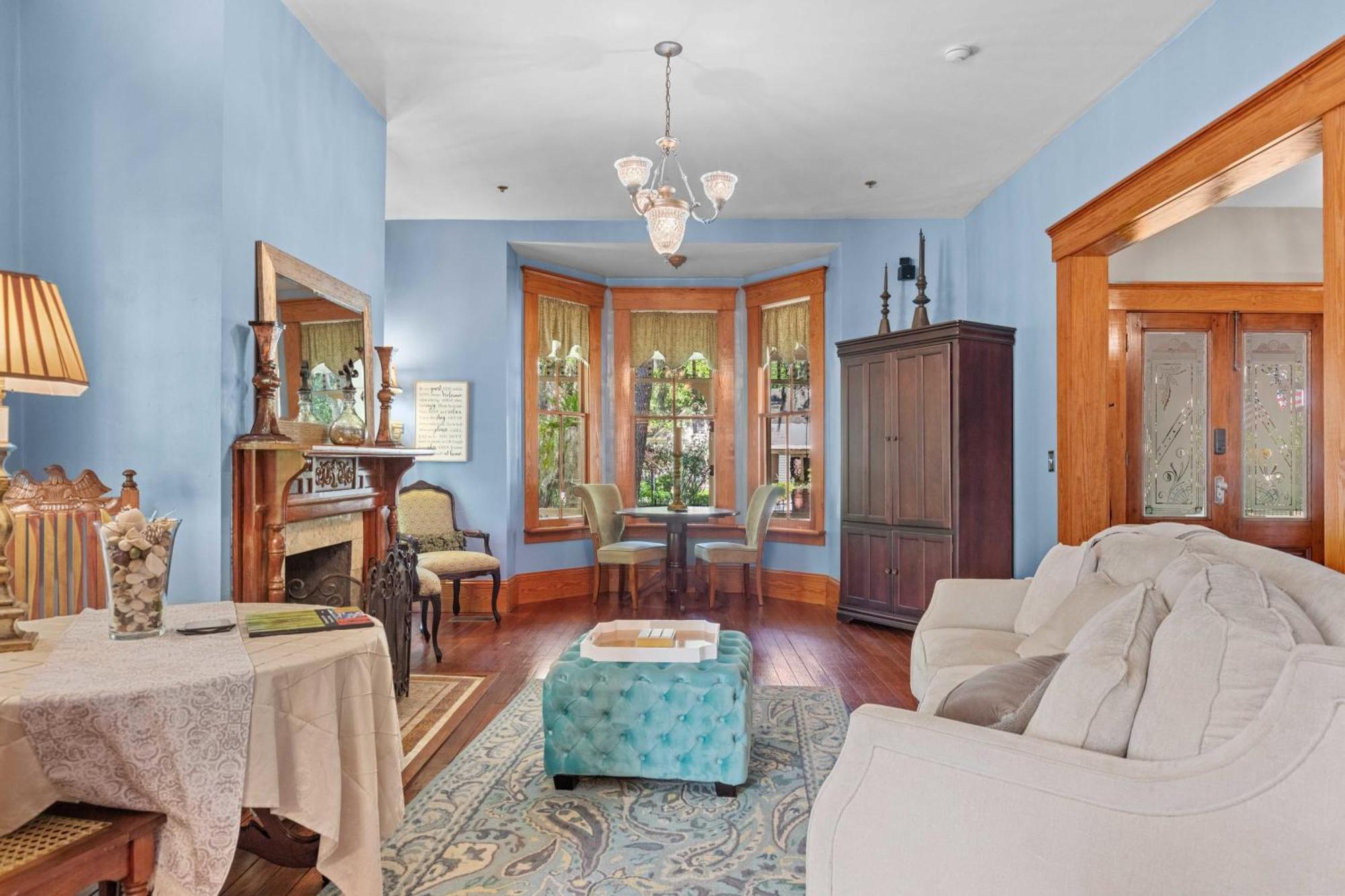 Savannah Suite Гейнсвил Екстериор снимка